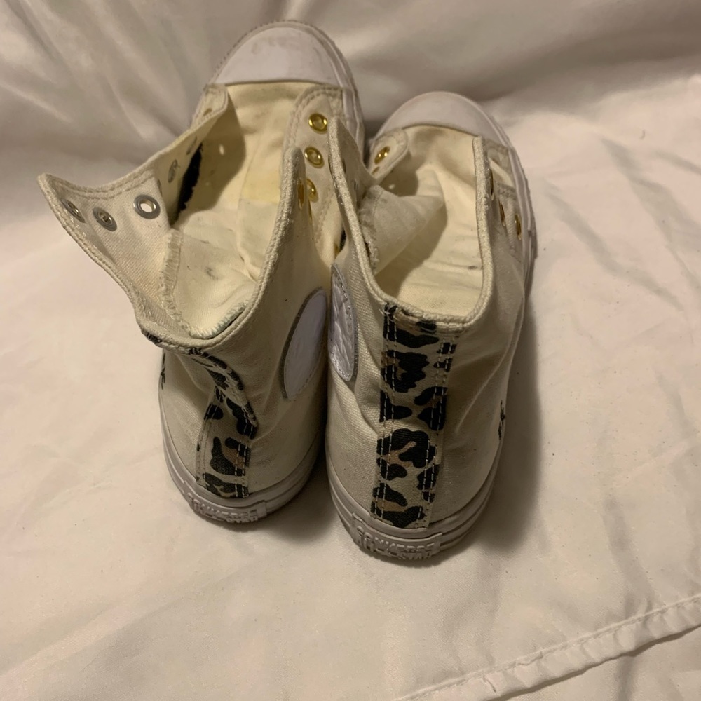 Kids Converse size 3 - Picture 2 of 3